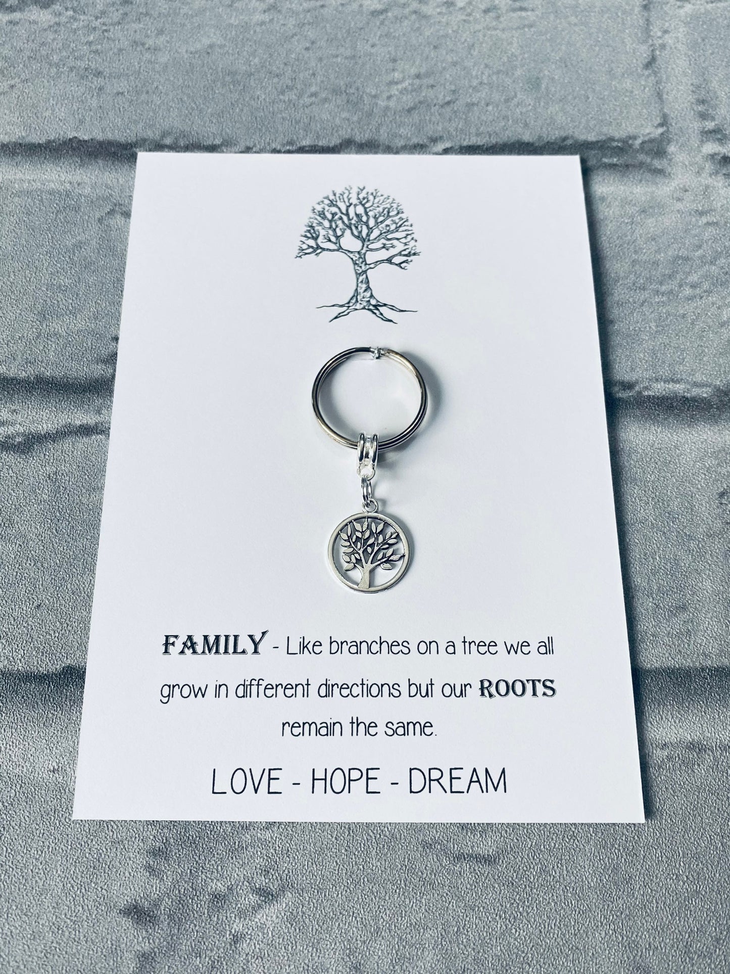 Tree of Life Keyring: Family Keepsake Gift