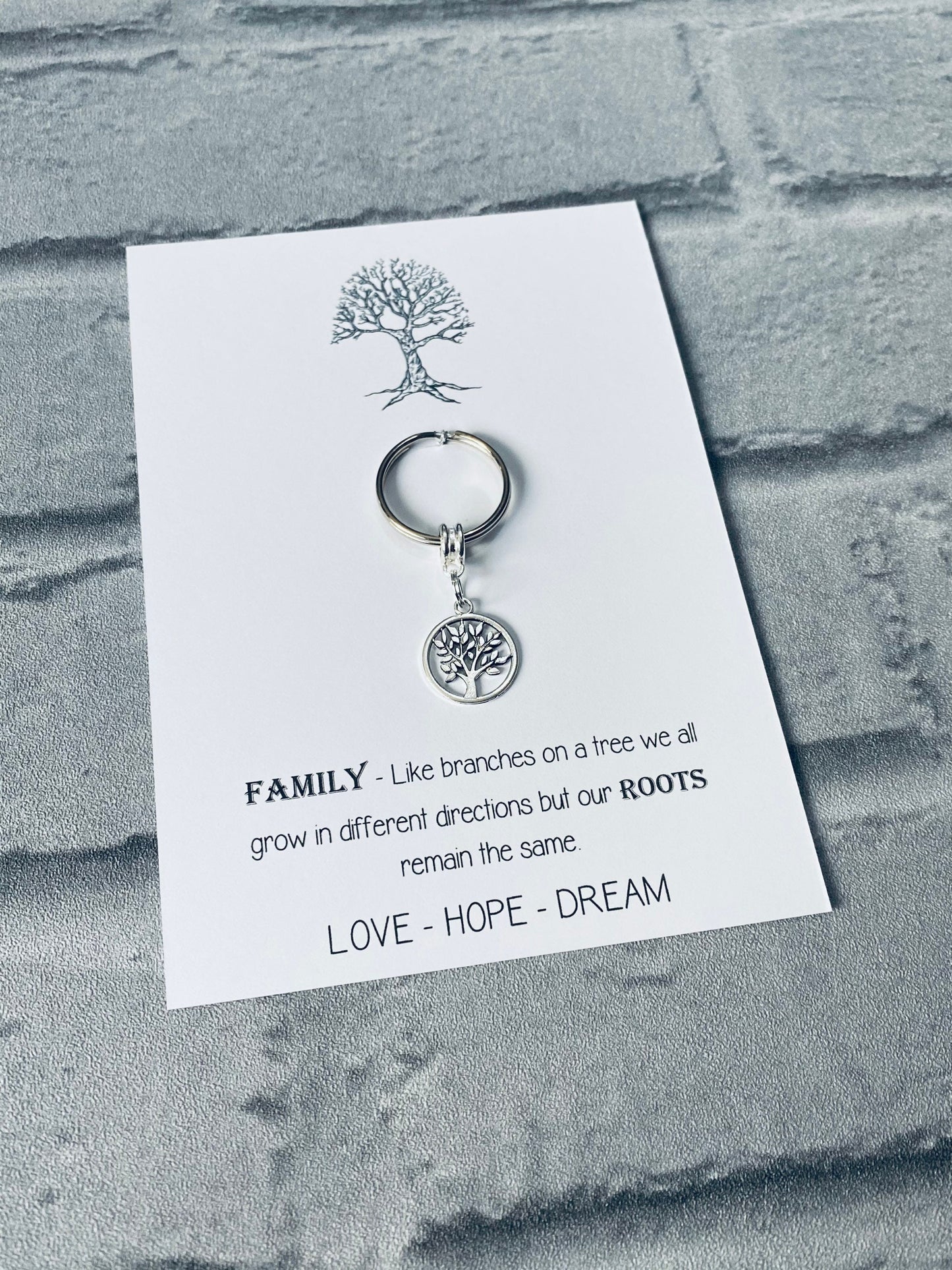 Tree of Life Keyring: Family Keepsake Gift